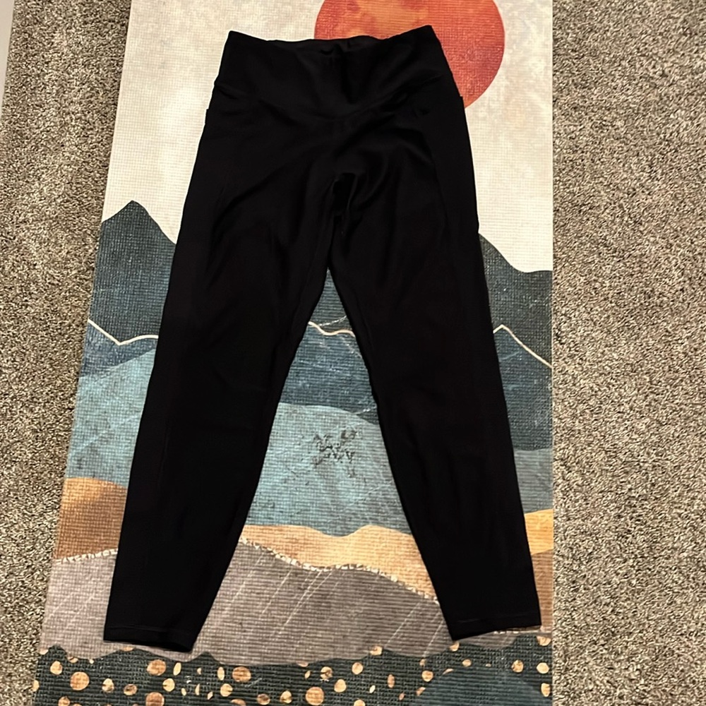 Old Navy Powersoft Textured Leggings - Medium